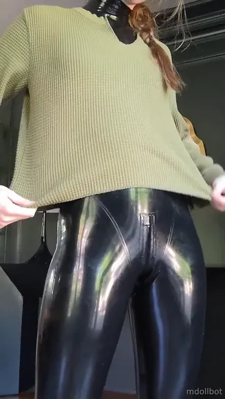mdollbot video thumbnail