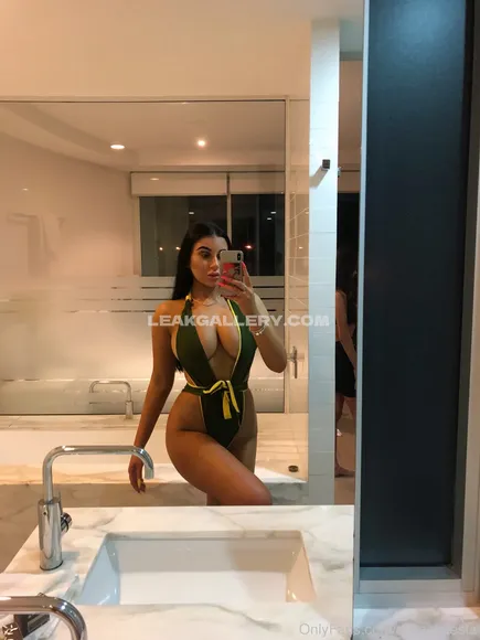 Mikaelatesta Exclusive Leaked Nude Onlyfans #276909