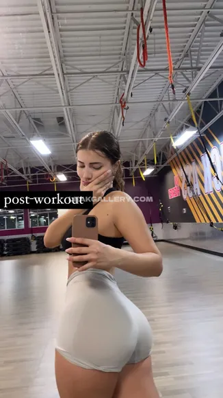 Niaarellano Exclusive Leaked Nude OnlyFans #2369442