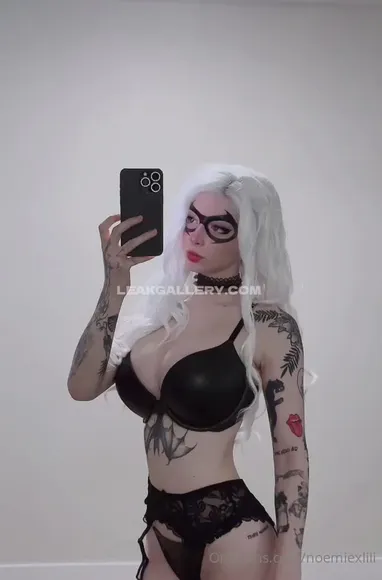Noemiexlili / cinna.noe / cinnanoe / noemixlili Exclusive Leaked Nude Onlyfans #261515