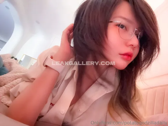 Potatogodzilla Exclusive Leaked Nude Onlyfans #444198