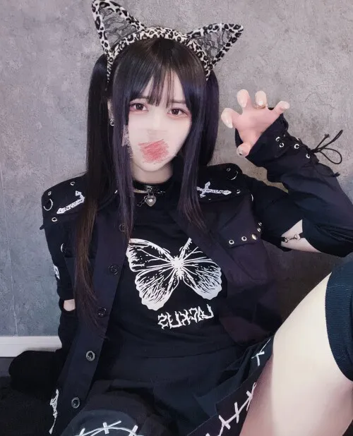 aiaiaaaaaaiiai...