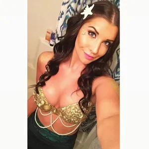 amberbalcaen10