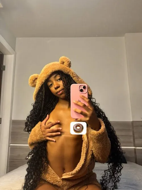 ayla_sobrall