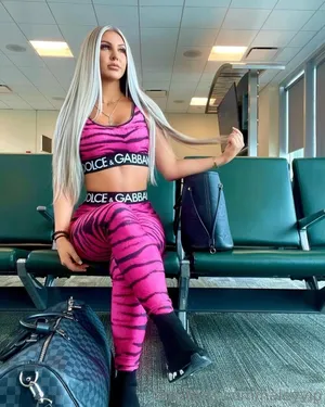 bootyqueenwinter