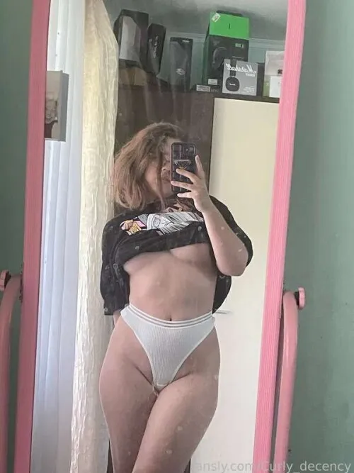 curly_decency