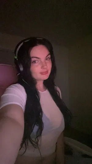 daphnedelrose