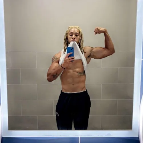 derek_savagee