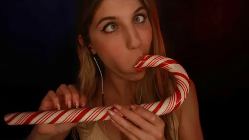 frivolousfoxasmr...