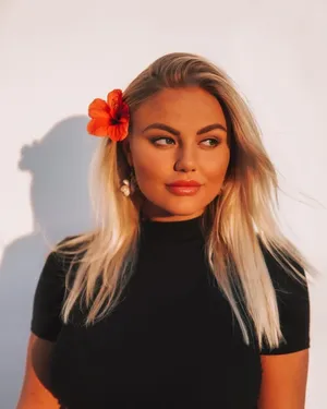 juliamarkhams