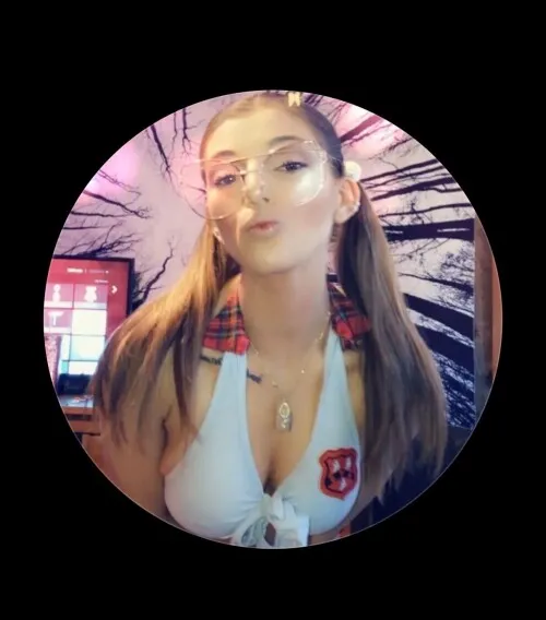 kaybrookew