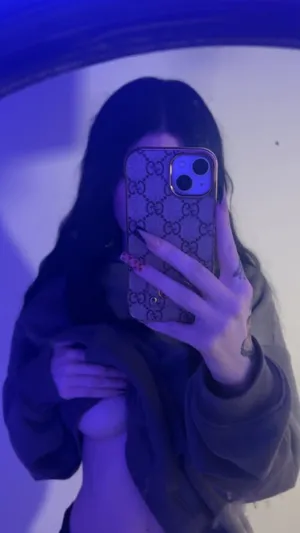 megxoxo22
