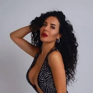 melekozcagancom