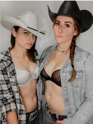 mia_fraya_woods_ppv