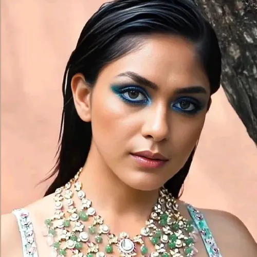 mrunalthakur