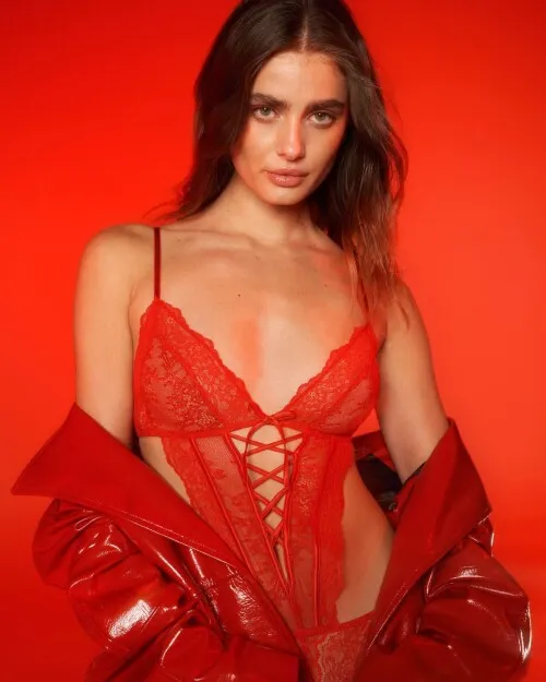 taylor_hill