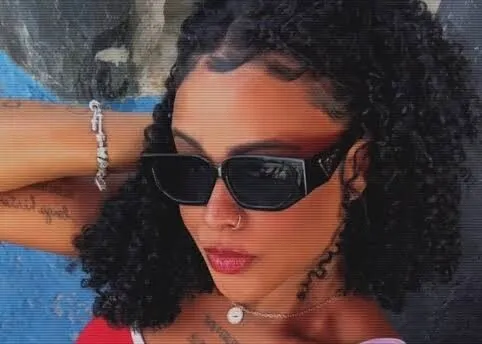 vivi0ficial_