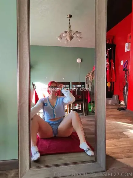 Queen_egirl27 Exclusive Leaked Nude Onlyfans #472890