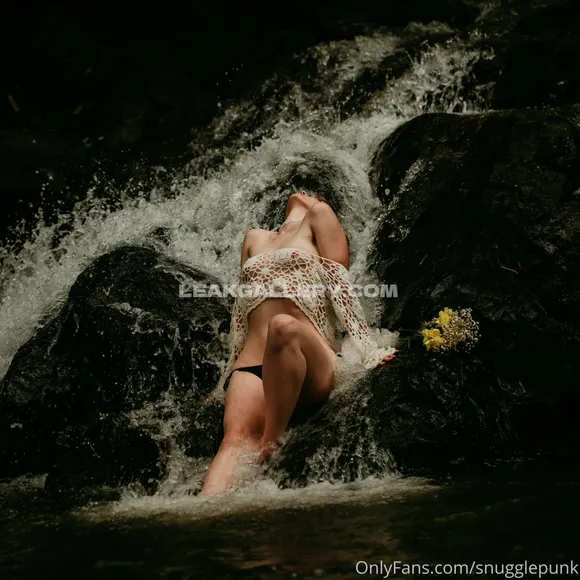 Snugglepunk Exclusive Leaked Nude Onlyfans #791393