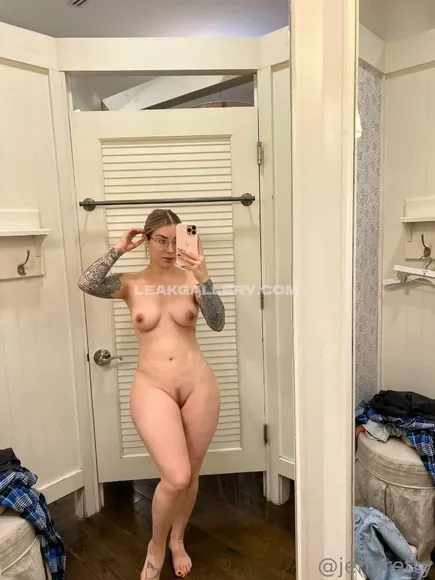 Therealjenbretty Exclusive Leaked Nude Onlyfans #601322