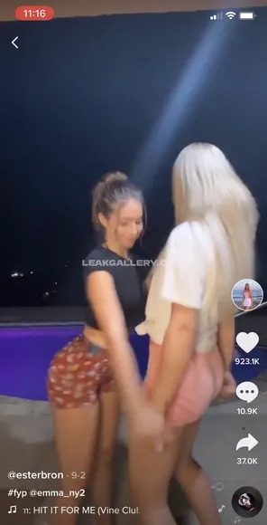 Emarrb / emarb Exclusive Leaked Nude Onlyfans #410231