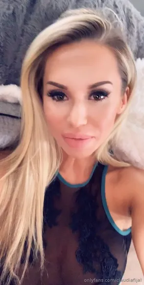 Claudiafijal Exclusive Leaked Nude Onlyfans #1181552