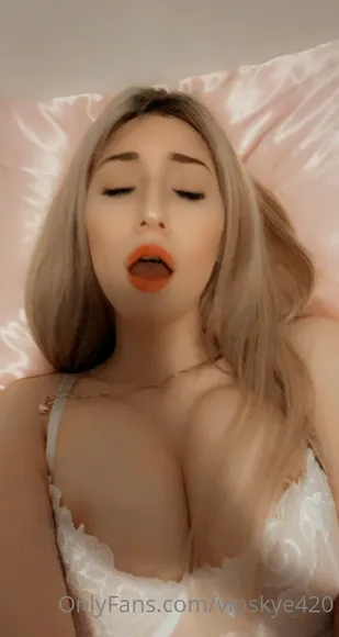 Vipstellaskye / Stepsis Stella Exclusive Leaked Nude Onlyfans #88172
