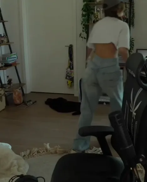 Valkyrae Exclusive Leaked Nude Onlyfans #2147479