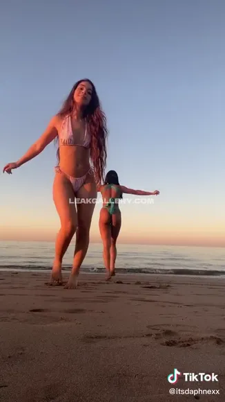 Emarrb / emarb Exclusive Leaked Nude Onlyfans #410291