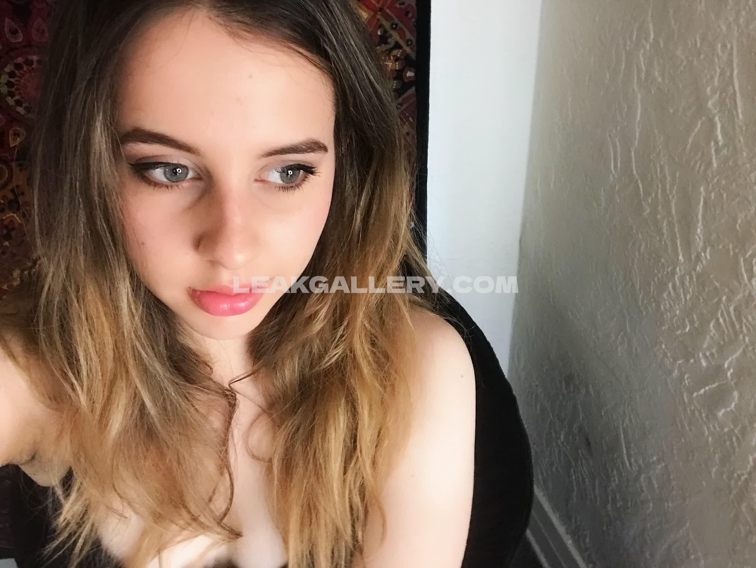 Violet / genderfuckkittyy / vviolet3 Эксклюзивная утечка обнаженных OnlyFans #580960