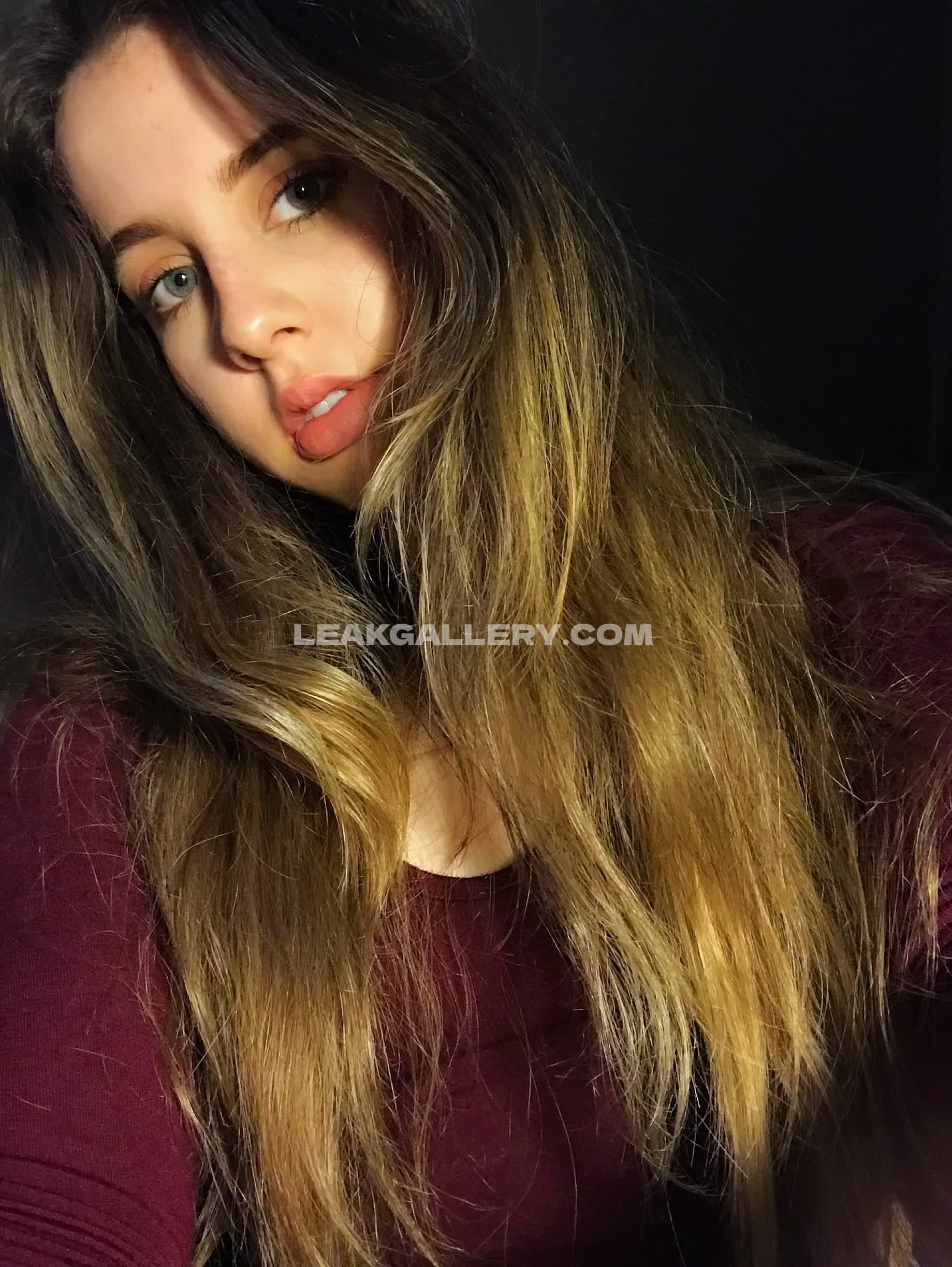 Violet / genderfuckkittyy / vviolet3 Exclusieve gelekte naaktcontent van OnlyFans #717533