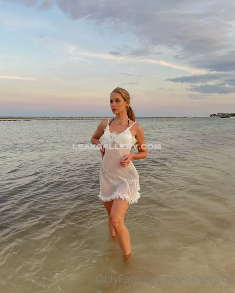 Carolinezalog Exclusive Leaked Nude Onlyfans #1885049