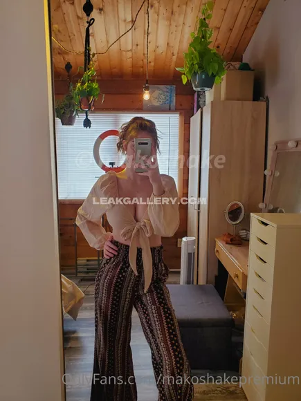 Makoshake Exclusive Leaked Nude Onlyfans #1937995