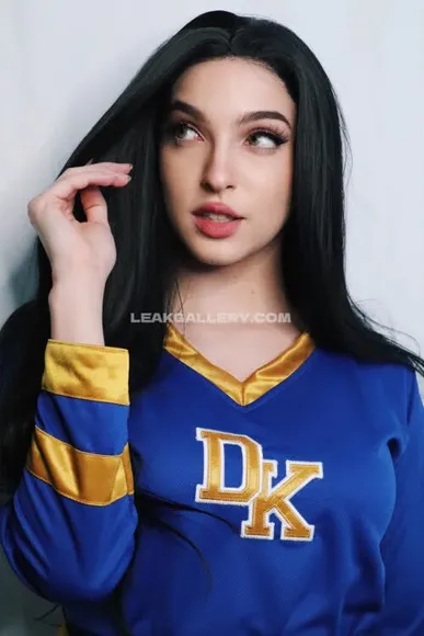 Missfloraberlin Exclusive Leaked Nude Onlyfans #2067920