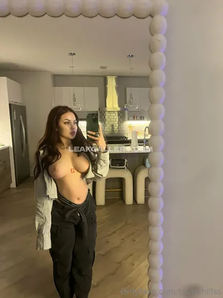 Taylerhills Exclusive Leaked Nude Onlyfans #1103238