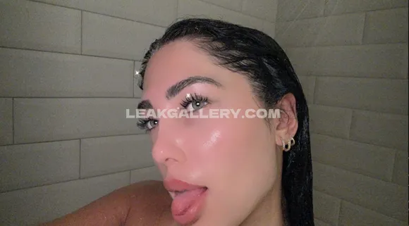 Gigipapasavvas Exclusive Leaked Nude Onlyfans #929392