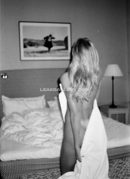 Natalieroush / itsnatalieroush / natalierousch / natlieroush Exclusive Leaked Nude Onlyfans #2777469