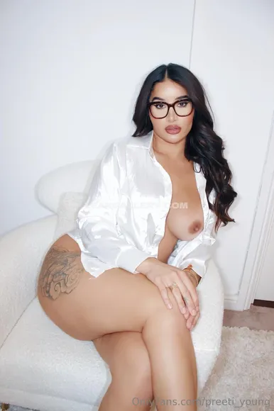 Priya_y / preeti_young Exclusive Leaked Nude Onlyfans #833322