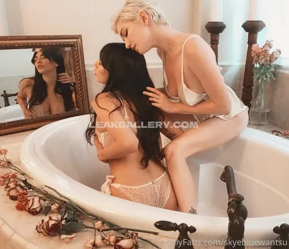 Skyebluewantsu Exclusive Leaked Nude Onlyfans #1795972