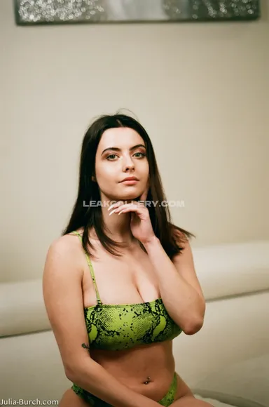 Juliaburch / juliaaburch Exclusive Leaked Nude Onlyfans #1436868