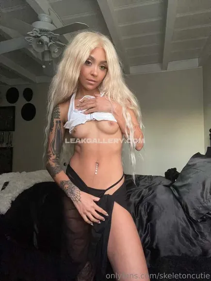 Rosiewestttt Exclusive Leaked Nude Onlyfans #694169