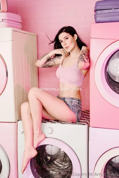 Arryn Exclusive Leaked Nude Onlyfans #755739