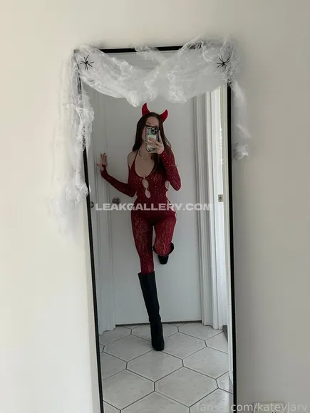 Katey_18 Exclusive Leaked Nude Onlyfans #785011