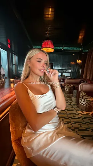 Corinnakopf / corinakopf / corinniakopf / corrinakopf Exclusive Leaked Nude Onlyfans #2870517