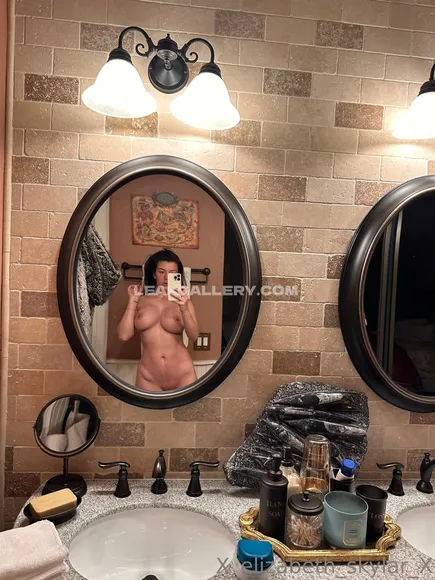 X_elizabeth_skylar_x Exclusive Leaked Nude Onlyfans #733900