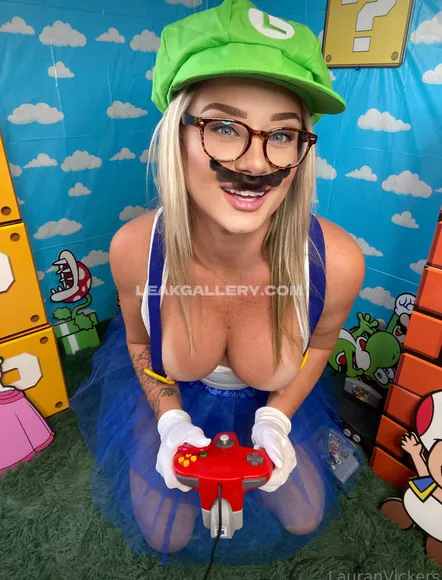 Lauranvickersfree / lauranvickers Exclusive Leaked Nude Onlyfans #1048870