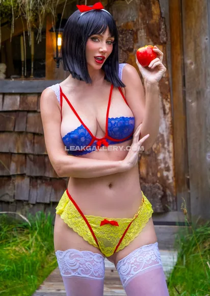 Saraunderwood / sarahunderwood Exclusive Leaked Nude Onlyfans #1259337
