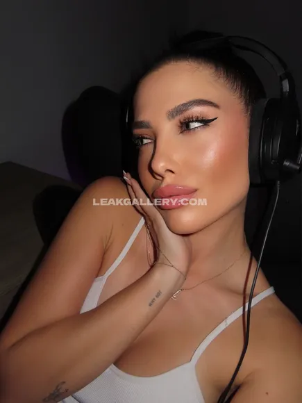 Gigipapasavvas Exclusive Leaked Nude Onlyfans #926895