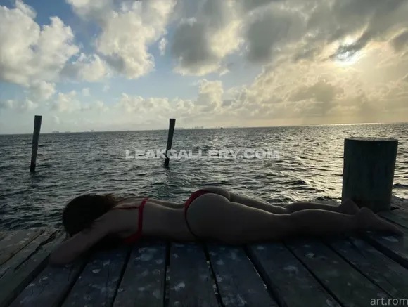 Art Exclusive Leaked Nude Onlyfans #1057400