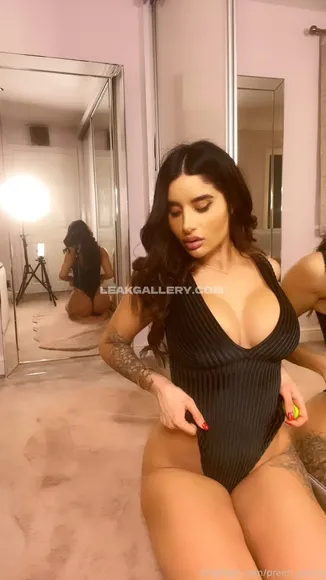 Priya_y / preeti_young Exclusive Leaked Nude Onlyfans #814217